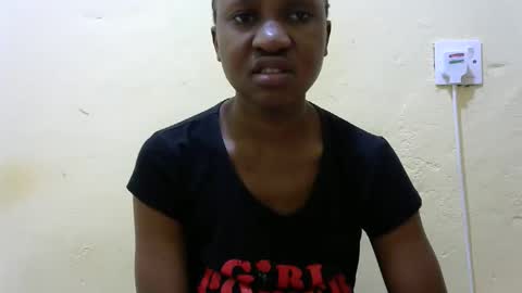 Silvia online show from November 2025 07:02:02 PM