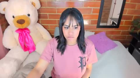 Stephanie online show from February 2025 11:38:02 AM