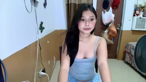 Snapshot of sweet_angela0701 chatting on May 2026 02:55:01 PM sweet_angela0701 online show from May 2026 02:55:01 PM