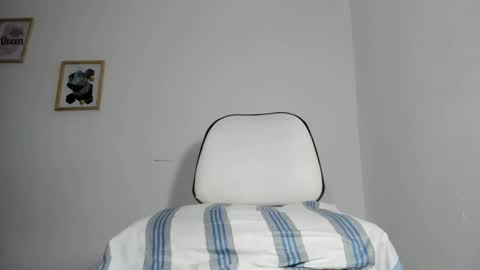 Snapshot of sweet_angelicaxxx chatting on April 2026 09:15:01 AM sweet_angelicaxxx online show from April 2026 09:15:01 AM