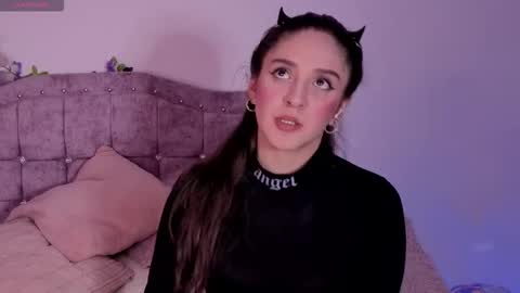 Sthefany Lauren Independent Model  online show from November 2025 04:04:01 AM