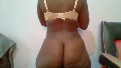 Snapshot of sweet_arianna_ chatting on February 2025 12:25:02 PM timaya online show from February 2025 12:25:02 PM