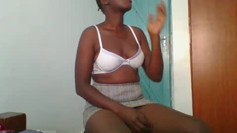 Snapshot of sweet_blackberry93 chatting on January 2025 04:14:02 AM bella online show from January 2025 04:14:02 AM