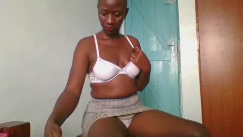 Snapshot of sweet_blackberry93 chatting on January 2025 07:50:01 AM bella online show from January 2025 07:50:01 AM
