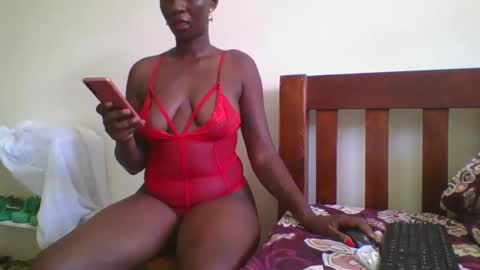 Snapshot of sweet_blackberry93 chatting on March 2025 10:37:02 AM bella online show from March 2025 10:37:02 AM