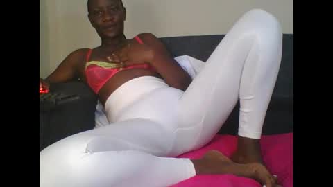 Snapshot of sweet_blackberry93 chatting on October 2025 09:08:01 AM bella online show from October 2025 09:08:01 AM