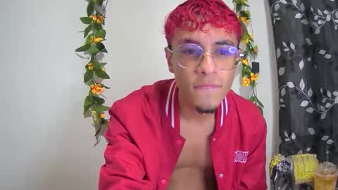 sweet_boy2224 online show from November 2025 01:37:01 AM