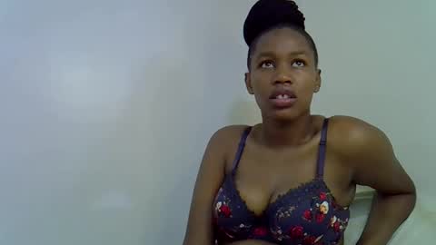 Snapshot of sweet_brown9 chatting on September 2025 07:10:02 AM sweet_brown9 online show from September 2025 07:10:02 AM