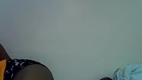 Snapshot of sweet_brown9 chatting on October 2025 10:01:01 PM sweet_brown9 online show from October 2025 10:01:01 PM
