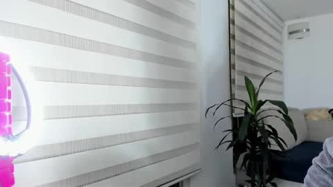 sweet_brunette88 online show from January 2025 06:05:01 AM