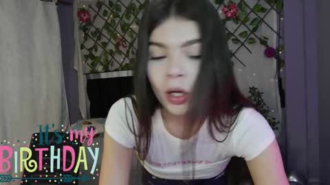 Candy online show from September 2025 03:57:01 PM