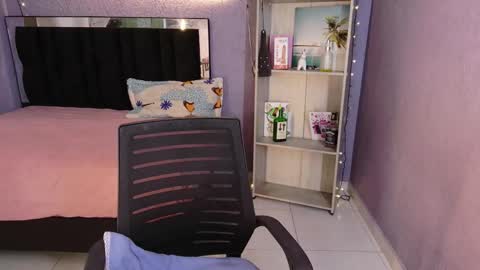 Candy online show from October 2025 02:39:02 PM