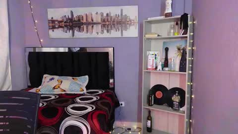 Candy online show from November 2025 03:23:02 PM