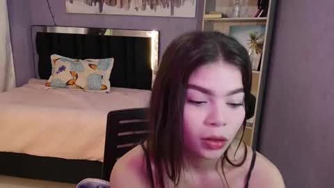 Candy online show from November 2025 02:50:02 PM