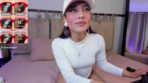 Snapshot of sweet_cleo__ chatting on October 2025 09:26:02 PM Cleo online show from October 2025 09:26:02 PM