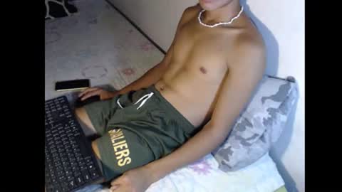 Snapshot of sweet_cummer00 chatting on October 2025 07:03:01 PM sweet_cummer00 online show from October 2025 07:03:01 PM