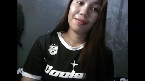 Snapshot of sweet_dianne08 chatting on May 2026 07:15:01 PM dianne online show from May 2026 07:15:01 PM