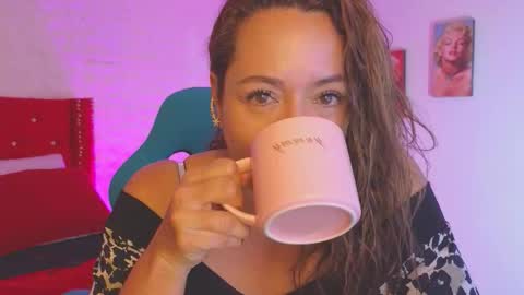 Snapshot of sweet_evans___ chatting on September 2025 06:15:02 AM Sweet Evans online show from September 2025 06:15:02 AM