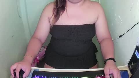sweet_frex123 online show from November 2025 03:02:01 PM
