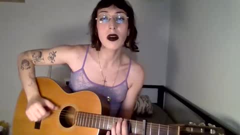 Snapshot of sweet_harvey chatting on December 2025 01:46:02 AM sweet_harvey online show from December 2025 01:46:02 AM