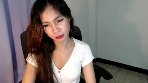 Snapshot of sweet_maleia69 chatting on February 2025 10:43:01 PM Maleia online show from February 2025 10:43:01 PM