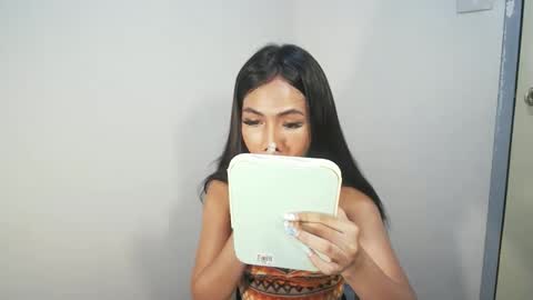 Maleia online show from December 2025 09:12:02 PM