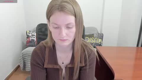 Mila online show from May 2026 05:54:02 PM