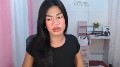 Melon online show from February 2025 12:03:02 PM