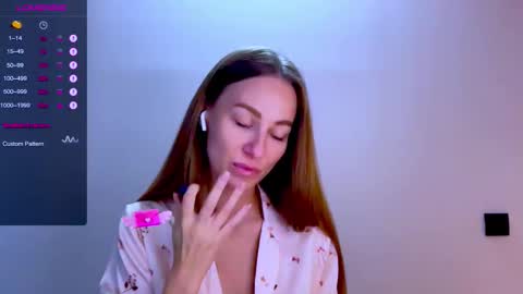 Mia online show from September 2025 11:34:02 AM