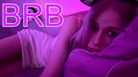 sweet_mol1y online show from October 2025 02:19:02 AM