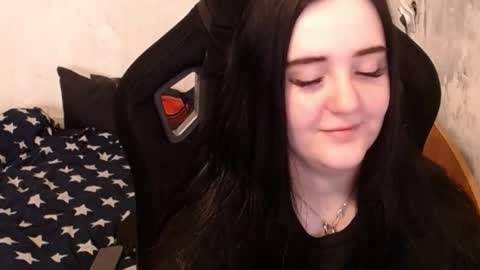 Snapshot of sweet_my_dream chatting on March 2025 12:06:02 PM sweet_my_dream online show from March 2025 12:06:02 PM