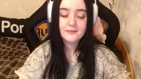 Snapshot of sweet_my_dream chatting on October 2025 02:50:02 PM sweet_my_dream online show from October 2025 02:50:02 PM