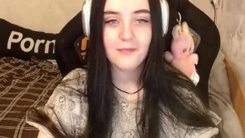 Snapshot of sweet_my_dream chatting on November 2025 06:30:01 PM sweet_my_dream online show from November 2025 06:30:01 PM