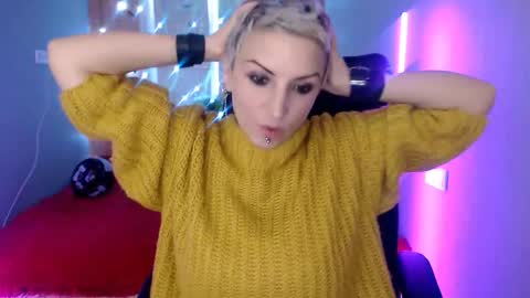 sweet_n_strong online show from November 2025 08:45:01 AM