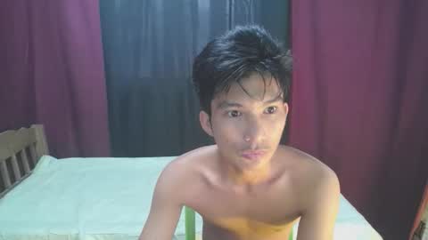 Snapshot of sweet_neth chatting on May 2026 03:59:01 AM KENNETH online show from May 2026 03:59:01 AM