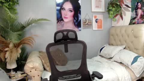 girlnamenicole online show from January 2025 03:43:01 AM