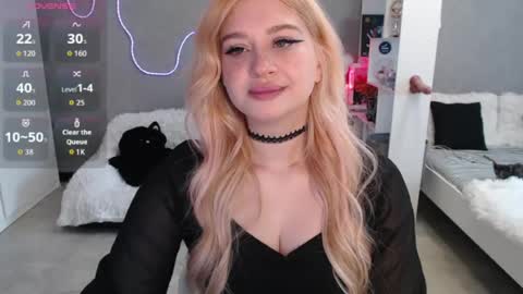 Snapshot of sweet_nicole_333 chatting on July 2026 09:52:02 AM sweet_nicole_333 online show from July 2026 09:52:02 AM
