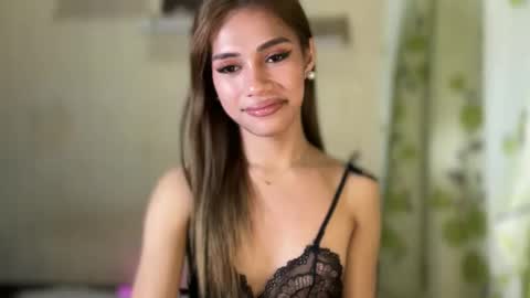 Snapshot of sweet_nikki03 chatting on September 2025 07:48:01 PM sweet_nikki03 online show from September 2025 07:48:01 PM