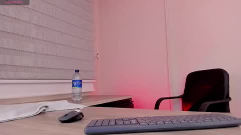 Sweet Obsession online show from February 2025 06:41:01 PM