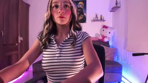 Penny  online show from September 2025 11:50:01 PM