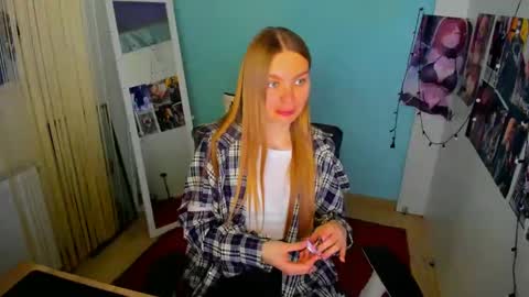 Snapshot of sweet_sabriina chatting on March 2025 10:13:02 AM Sabina online show from March 2025 10:13:02 AM