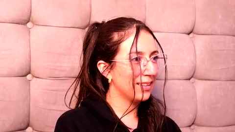 Sammy Lauren online show from October 2025 03:51:02 AM