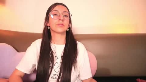 Sammy Lauren online show from February 2026 07:31:01 PM