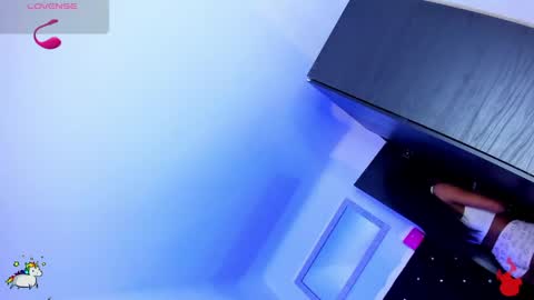 sweet_stacie online show from May 2026 02:10:01 PM