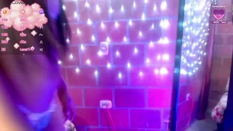 Snapshot of sweet_susy999 chatting on January 2025 01:52:01 AM susy 222 online show from January 2025 01:52:01 AM