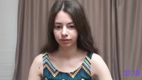 Angel online show from October 2025 04:42:01 AM