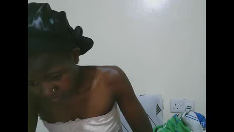 Tatty online show from February 2025 11:15:01 PM