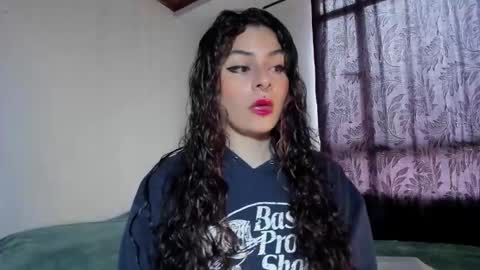 sweet_tattoolady online show from January 2026 12:10:01 PM