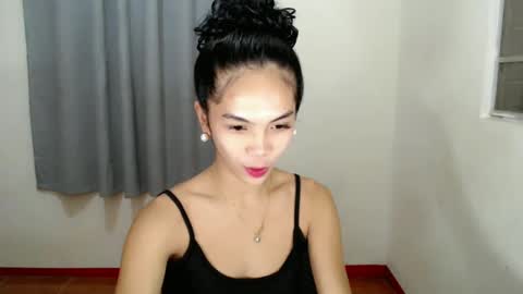 Snapshot of sweet_tyla chatting on February 2025 08:51:02 PM sweet_tyla online show from February 2025 08:51:02 PM