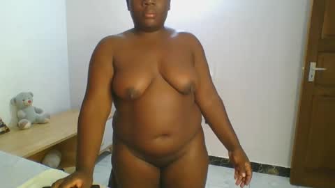 Snapshot of sweetafricangal chatting on January 2025 02:50:01 AM NASHA online show from January 2025 02:50:01 AM